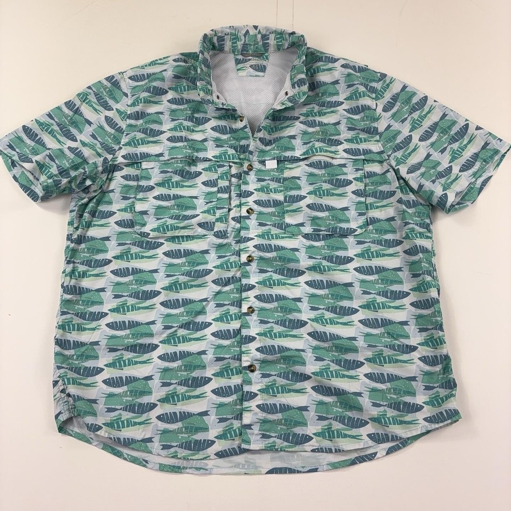 L.L. Bean Shirt Mens XL Green Fish Print Short Sleeve Fishing Button Up Vented